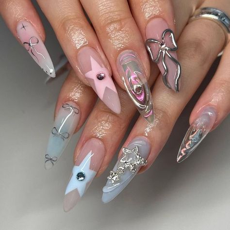 3d Acrylic Nails, How To Have Style, Sculpted Nails, Stiletto Nail Art, Airbrush Nails, Pretty Nail Designs, Pretty Gel Nails, Really Cute Nails, Fire Nails