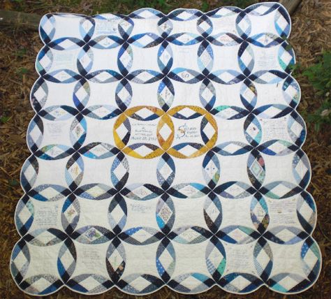 Anniversary Quilt Ideas, 50th Anniversary Quilt Ideas, Modern Wedding Ring Quilt, Double Wedding Ring Quilting Ideas, Free Double Wedding Ring Quilt Pattern, Quilt In A Day Double Wedding Ring, Anniversary Quilt, Wedding Quilts, Ring Quilt