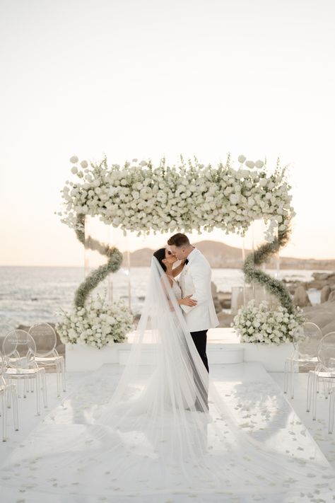 Weddings In Mexico, Resorts In Mexico, Cabos Wedding, Mexico All Inclusive, Los Cabos Wedding, Destination Wedding Decor, Mexico Resorts, Romantic Destinations, Event Planning Company