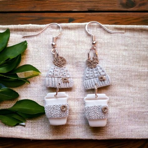 Knitted Sweater Aesthetic, Fall Merch, Coffee Cup Earrings, Coffee Earrings, Sweater Aesthetic, Coffee Earring, Diy Earrings Polymer Clay, Clay Christmas, Winter Earrings