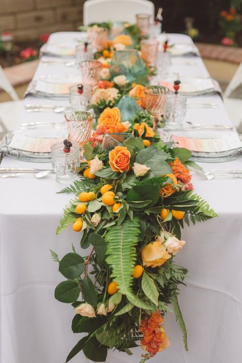 Wedding Cake Spring Flowers, Bridal Brunch Decorations, Brunch Table Setting, Spring Wedding Cake, Brunch Decor, Citrus Wedding, Table Garland, Summer Bridal Showers, Spring Bridal Shower