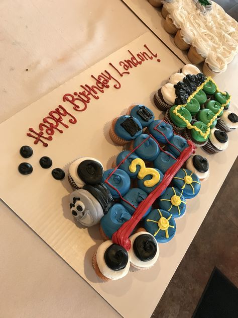 Cupcake Train Cake, Thomas The Train Cupcakes, Train Pull Apart Cupcakes, Two Two Train Birthday Party Cake, Train Pull Apart Cupcake Cake, Train Cupcake Cake, Train Cupcakes For Boys, 2nd Birthday Train Cake, Train Birthday Cupcakes