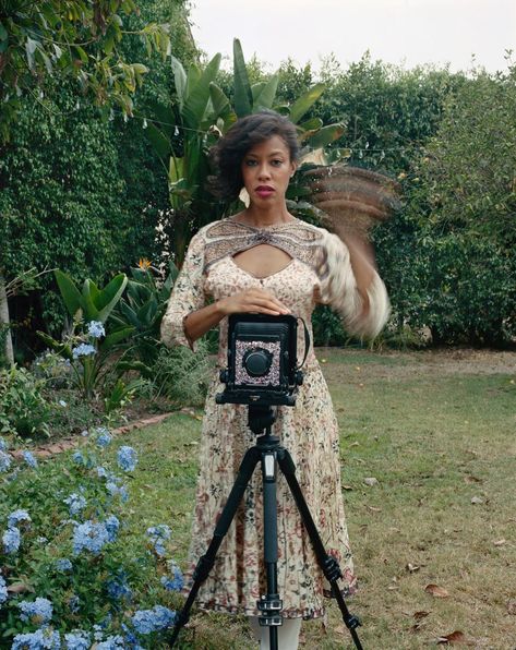 Photographer Deana Lawson Unveils Her First Self-Portrait in Almost a Decade | Vogue Deana Lawson, James Van Der Zee, Contemporary Fine Art Photography, Zora Neale Hurston, Work In New York, Institute Of Contemporary Art, Study Photography, Hip Hop Art, African Diaspora