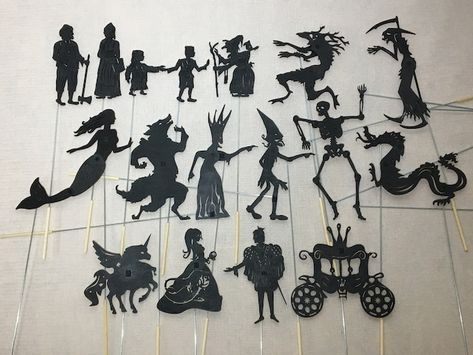 ArtStudioPuppet - Etsy Shadow Puppets With Hands, Shadow Theater, Puppetry Theatre, Ombres Portées, Shadow Theatre, Toy Theatre, Bel Art, Paper Puppets, Puppet Making