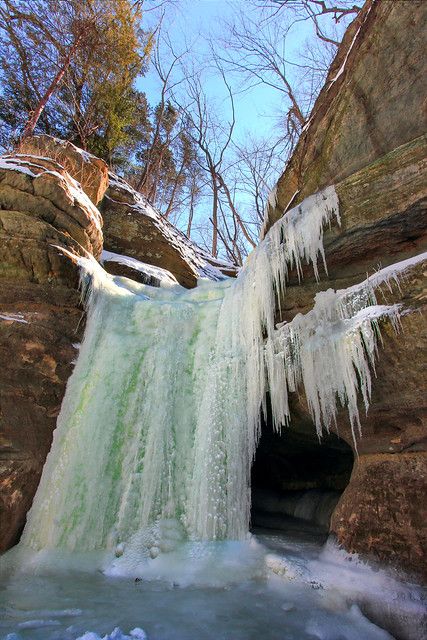 Seasonal Ice Cave | That little cave behind the waterfall is… | Flickr Cave Behind Waterfall, Snow Dragon, Ice Cave, Niagara Falls, Concept Art, Photography