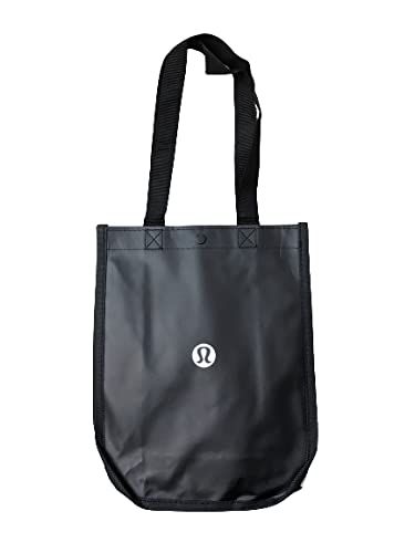 Lululemon Holiday Special Edition Small Reusable Tote Carryall Gym Bag Lululemon Bags, Gym Tote, Green Logo, Lunch Tote, Coffee Accessories, Reusable Shopping Bags, Pencil Bags, Reusable Bags, Holiday Specials