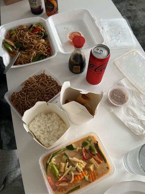 Healthy Takeout Aesthetic, Thai Takeout Aesthetic, Thai Food Takeout Aesthetic, Takeout Aesthetic, Seasons Change, Thai Food, Thai Recipes, Future Life, Changing Seasons