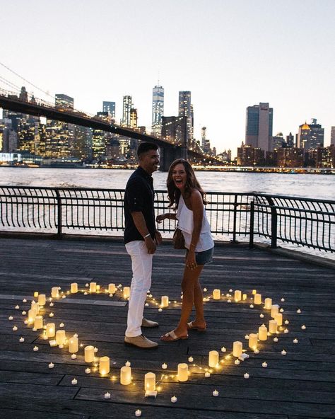 Proposal007 on Instagram: “Brooklyn Bridge proposal with 150 Led Candles looks so cool✨💖photo credit Nicholas bui💖#nyc #ido #iminlove #willyoumarryme…” Candlelight Photography, Outdoor Proposal, Cute Proposal Ideas, Marriage Proposal Ideas, Proposal Candles, Proposal Pictures, Proposal Photos, Romantic Proposal, Couple Wedding Rings