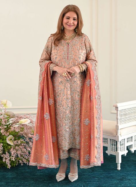 Zahia Rose Gold Shirt With Worked Izaar - Farah Talib Aziz Rose Gold Shirt, Farah Talib Aziz, Rose Gold Fabric, Pakistan Wedding, Mehndi Outfits, Outfit Collection, Bride And Groom Outfit, Pakistani Wedding Outfits, Pakistani Fashion Party Wear