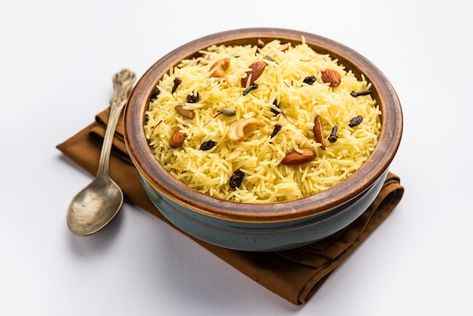 Kashmiri Pulao, Pilaf Rice, Pulao Rice, Food Rice, Rice Food, Picture Composition, Rice Dish, Dry Fruits, Flavored Water