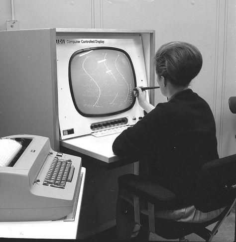 Vintage Computing and an IBM Selectric typewriter with changeable font "heads."  Changed my organizational life with the ability to make larger font sizes on Avery file labels. Alter Computer, Old Computer, Pc Photo, Computer History, Old Technology, Computer Lab, Old Computers, Woman Sitting, Carl Sagan