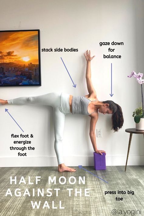 Half Moon Yoga Pose, Half Moon Pose, Yoga Sequencing, Yoga Reading, Yoga Teacher Resources, Yoga Teaching, Yoga Daily, Yoga Inspiration Quotes, Home Yoga Practice