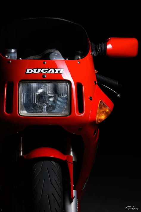 Superbike Aesthetic, Ducati Art, Ducati 888, Triumph Motorbikes, Ducati 750, Custom Bikes Cafe Racers, Ducati Sport Classic, Moto Ducati, Antique Motorcycles