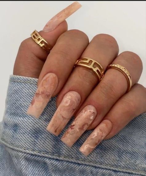 Brown And Marble Nails, Neutral Nails Marble, Marble Nails Inspiration, White And Brown Marble Nails, Acrylic Nails Nude Design, Marble Tip Acrylic Nails, Brown Marble Nails Acrylic, Nails Inspo Marble, Tan Marble Nails