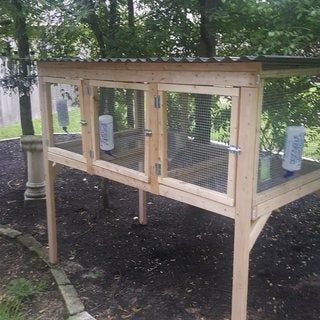 Building a Sectional Rabbit Hutch: 12 Steps (with Pictures) Rabbit Cages Outdoor, Rabbit Hutch Plans, Diy Rabbit Cage, Diy Rabbit Hutch, Rabbit Pen, Outdoor Rabbit, Outdoor Rabbit Hutch, Rabbit Enclosure, Rabbit Farm