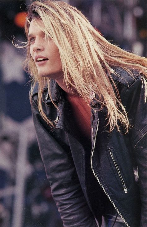 Sebastian Bach [1989] Skid Row Band, Long Haircuts For Men, Guy Haircuts Long, 80s Hair Bands, Long Haircuts, Skid Row, Cat Stevens, Sebastian Bach, Musica Rock