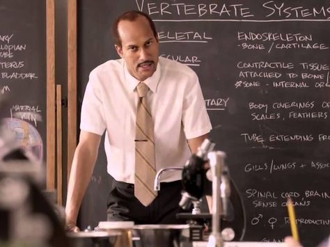 key and peele images | Keegan-Michael Key as Mr. Garvey in ‘Substitute Teacher’ sketch Teacher Sketch, Key And Peele, Sketch Head, Chess Club, Substitute Teacher, See Videos, Comedy Central, Believe Me, Laugh Out Loud