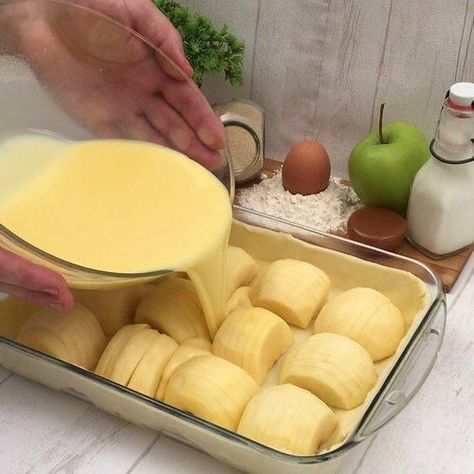 Resepi Biskut, Tasty Videos, Apple Pie Recipes, Food Videos Desserts, Cooking Recipes Desserts, Apple Recipes, Yummy Food Dessert, Flan, Diy Food Recipes