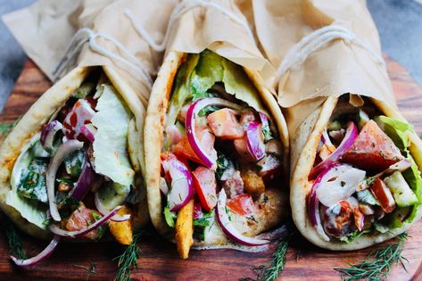 Veggie Gyro Recipe, Veggie Gyro, Vegan Dinner Party, Greek Gyros, Gyro Recipe, Baked Veggies, Cold Lunches, Mediterranean Food, My Obsession