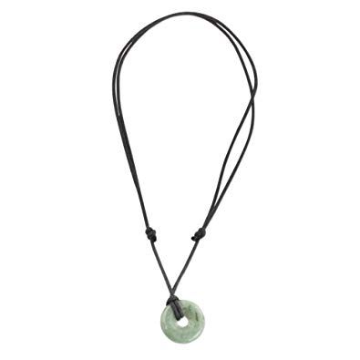 Mayan Circle, Handmade Necklace Ideas, Necklace Png, Jade Necklaces, Jade Necklace Pendant, Natural Necklace, Jade Pendant Necklace, Accessory Ideas, Green Accessories