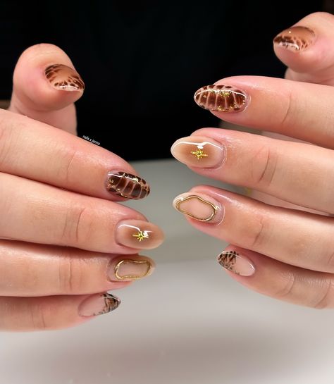 Fall Luminary Nails, Gilmore Girls Nails, Luminary Nails Design, Luminary Nails, Almond Acrylic Nails Designs, Shellac Nail Designs, Mocha Mousse, Spring Break Nails, Makeup Nails Designs