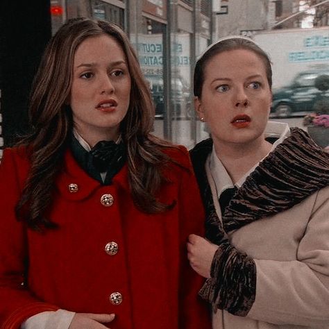 Dorota Gossip Girl, Gossip Girl Wallpaper, Gossip Girl Quotes, Xoxo Gossip, Chuck Bass, Leighton Meester, Model Aesthetic, Blair Waldorf, East Side