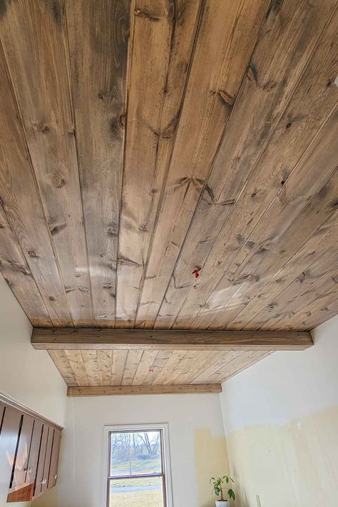 DIY wood ceiling project that you can follow along with and make your own! White Kitchen With Wood Ceiling, Wood Ceiling With Wood Floors, Faux Wood Ceiling Planks, Beach Ceiling Ideas, Wood Ceiling Ideas Bedroom Master Suite, Wood Ceiling Stain Colors, Wood Pattern Ceiling, Diy Wood Panel Ceiling, Natural Wood Ceiling Bedroom