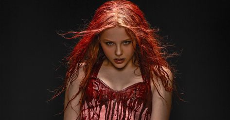 Moretz: SUSPIRIA Remake is Like "Modern Stanley Kubrick" Carrie Remake, Carrie 2013, Carrie Movie, Indiana Evans, Movie Sites, Chloe Moretz, Grace Moretz, Latest Hd Wallpapers, Movie Trailer