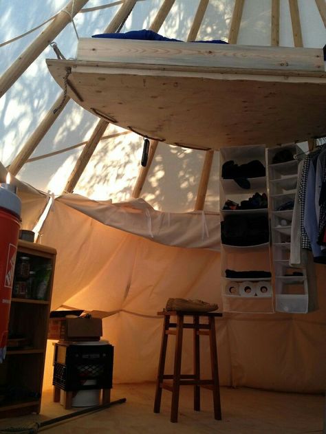 Two story teepee living. Teepee Interior, Tipi Living, Camping Interior, Teepee Camping, Yurt Home, Yurt Living, Diy Teepee, Tent Living, Easy Backyard