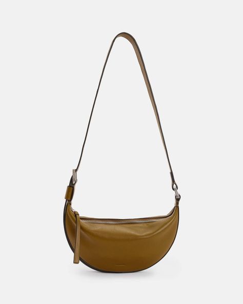 Suddenly Everyone Is Wearing Crossbody Bags: Here's Why | Who What Wear UK Loewe Gate Bag, Bottega Veneta Cassette, Bronze Green, Banana Bag, Jackets Summer, Classic Bags, Bag Trends, Leather Bucket, Best Bags