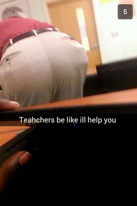 The perfectly captioned school snap: | 21 Snapchats With Perfect Captions Snapchat Captions, Funniest Snapchats, Funny Snapchat Pictures, Funny Snapchat, Funny Snaps, Perfect Captions, Snapchat Picture, High Schools, Snapchat Funny