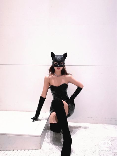 Halloween costume idea Halloween Costumes Thigh High Boots, Cat Woman Dress Costume, Cat Woman Halloween Costume Aesthetic, Thigh High Halloween Costume, Kitten Costumes Women, Cat Costumes Women Aesthetic, Cat Costume Halloween Women, Halloween Customers For Women, Kitty Softpaws Costume