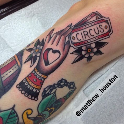 Tattoo Traditional Flash, Circus Tattoos, Circus Tattoo, Tattoos Traditional, Traditional Tattoo Inspiration, Retro Tattoos, Theme Tattoo, Traditional Flash, Tattoo Traditional