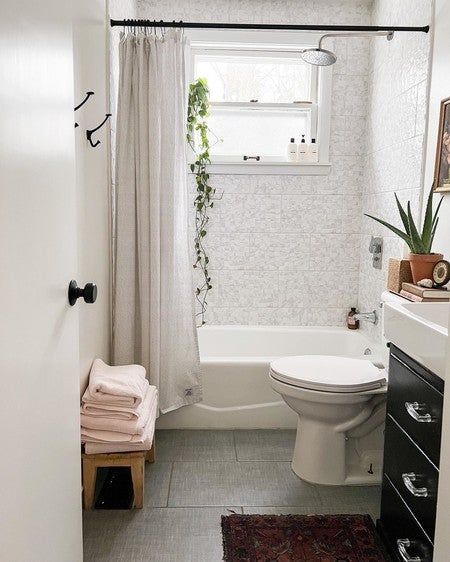 Tile Around Bathtub, Soaking Tub Shower Combo, White Square Tiles, Grey Floor Tiles, Tub Surround, Bathroom Shower Tile, Bathroom Windows, Tub Shower, Grey Flooring