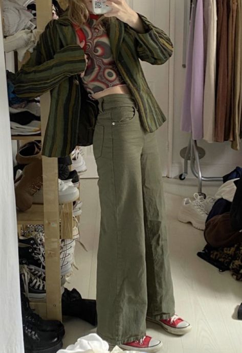 Over Sized Shirt Outfit Summer, Wide Shoulder Outfits, Estilo Hippie, Phoebe Buffay, Clothes And Shoes, Little Outfits, Swaggy Outfits, 가을 패션, Aesthetic Outfits