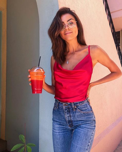 EILEENS EVERYDAY HAPPY JUICE  ••>> Beetroot • Carrot • Ginger • LOTS OF LEMON <<•• Today wearing @beginningboutique Red Top And Jeans, Silk Cami Outfit, Surfer Girl Outfits, Red Silk Top, Happy Juice, Cami Outfit, Late Summer Outfits, Everyday Happy, Australian Clothing