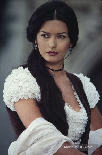 The Mask Of Zorro - Publicity still of Catherine Zeta-Jones Mask Of Zorro, The Mask Of Zorro, Zeta Jones, Cool Winter, Catherine Zeta Jones, Swansea, The Mask, Indiana Jones, Classic Beauty