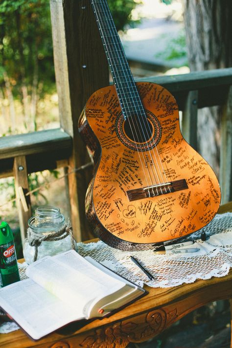 We are definitely using this idea for our guest book at the Wedding.  :) Wedding Ideas September, Music Lovers Wedding, Guitar Wedding, Dark Wedding Theme, Music Themed Wedding, Awesome Bachelorette Party, Unique Guest Book, Wedding Crafts Diy, Future Wedding Plans