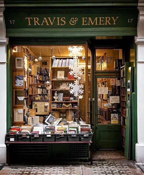 Bookstore Front Design, Bookstore Storefront Design, Sims 4 Bookstore, Vintage Shop Fronts, London Bookstores, Vintage Books Aesthetic, Bookstore Window, London Bookshop, London Bookstore