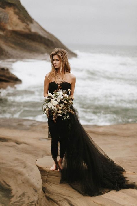 back 2 black | Image by D. Albrecht Photography Dark Wedding Dress, Summer Beach Wedding, Beach Wedding Hair, Dark Wedding, Beach Wedding Inspiration, Black Bridal, Black Bride, Glam Style, Gothic Wedding