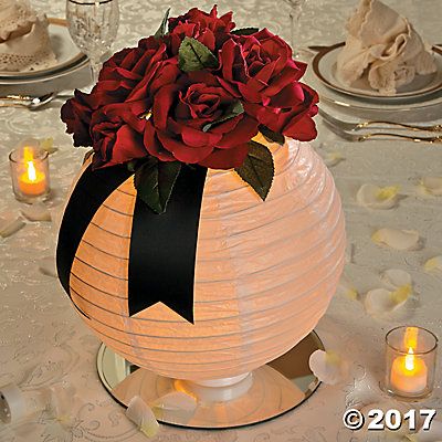 Paper Rose Centerpiece, Paper Lantern Centerpiece Wedding, Chinese Lantern Centerpieces, Paper Lantern Centerpieces, Floral Lantern, Paper Lanterns Wedding, Lantern Wedding, Lantern Centerpiece, Lantern Centerpiece Wedding