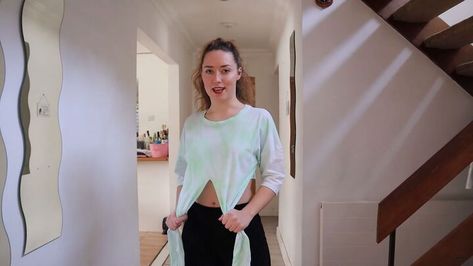 This is a guide to making a DIY wrap top. Learn how to make a wrap top out of an old t-shirt with this simple step-by-step tutorial. How To Make A Wrap Top, Diy Wrap Shirt, Wrap Top Diy, Diy Wrap Top, Yoga Wrap Top, Diy Yoga, Diy Wrap, Wrap Shirt, Old T Shirts