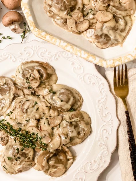 Mushroom Cream Sauce Pasta, Mushroom Ravioli, Cream Sauce Pasta, Mushroom Cream Sauces, Parmesan Cream Sauce, Cremini Mushrooms, So Fresh, Garlic Parmesan, The Sauce