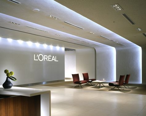 LOREAL Lobby Designs, Innovative Office, Hotel Lobby Design, Spa Interior Design, Industrial Office Design, Office Signage, Hospital Interior, Spa Interior, Office Space Design