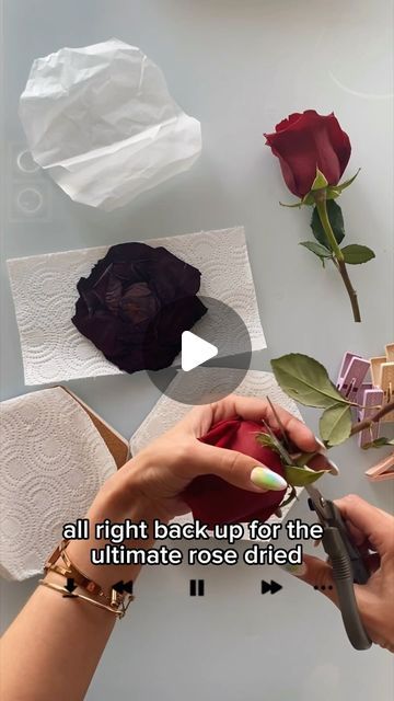 Natalia Saveleva | Did you know about this method?  All with your favorite Resin Pro resin @resinpro_usa @resin_pro @resinpro_france | Instagram How To Preserve Flowers For Resin, How To Dry Flowers For Resin Art, Resin With Dry Flowers, Resin Art With Dried Flowers, Art From Dried Flowers, Dried Rose Resin Art, Save Roses Dried Flowers, Resin Art Design Ideas, Ideas For Dried Roses