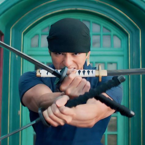 Zoro One Piece Netflix Wallpapers, Zoro One Piece Live Action Icon, Name Live Action, Zoro Live Action Wallpaper, Roronoa Zoro Live Action, One Piece Live Action Wallpaper, Zoro One Piece Live Action, Zoro Live Action, Action Wallpaper