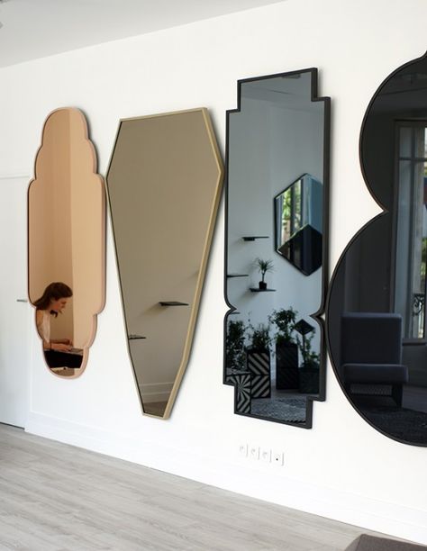 . Interior Minimalista, Round Wall Mirror, Cheap Decor, Mirror Designs, Objects Design, Cheap Home Decor, My New Room, 인테리어 디자인, Home Decor Accessories