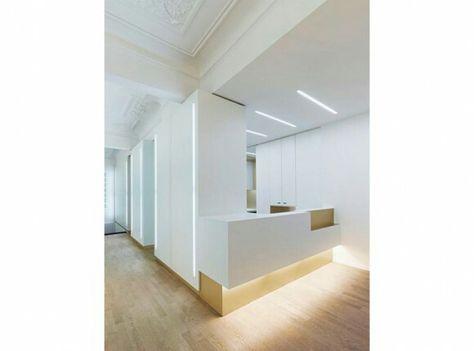 Reception Dental Reception, Studio Medico, Reception Desk Design, Dental Design, Clinic Interior Design, Dental Office Design, Hospital Design, Counter Design, Healthcare Design