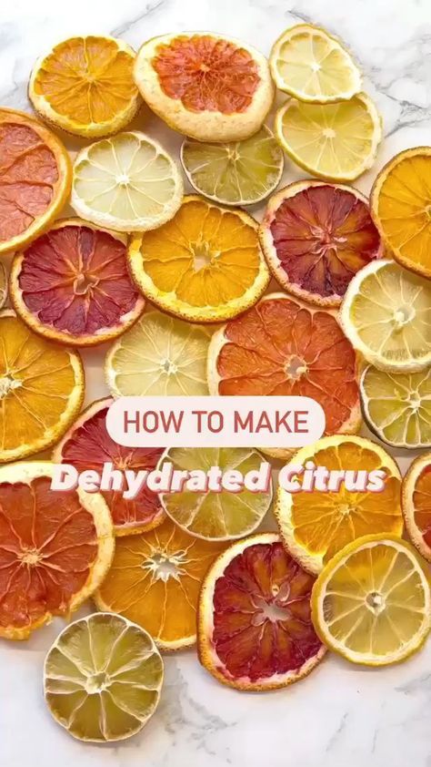 Dehydrated Citrus Garland, How To Dry Fruit For Decorations, Dehydrated Citrus Slices, Dried Fruit For Drinks, Drying Citrus Slices In Oven, Citrus Party Food, How To Dry Citrus Slices, Dried Fruit For Cocktails, Orange Fruit Decoration Ideas