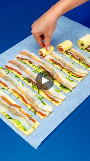 Puff Pastry Bacon, Bacon Puffs, Puff Pastry Snacks, Healthy Food Art, Individual Appetizers, Appetizing Tv, Puff Pastry Appetizers, Pastry Appetizer, Bacon Appetizers